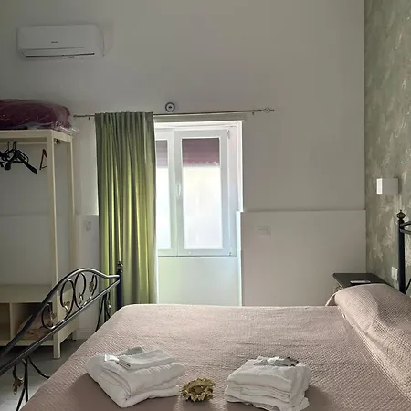 Frühstückspension Dolce House 3*